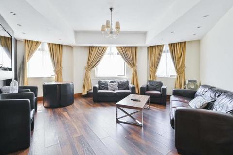 undefined, Dudley Court, Upper Berkeley St, Marble Arch, London, W1H