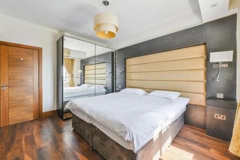 undefined, Dudley Court, Upper Berkeley St, Marble Arch, London, W1H