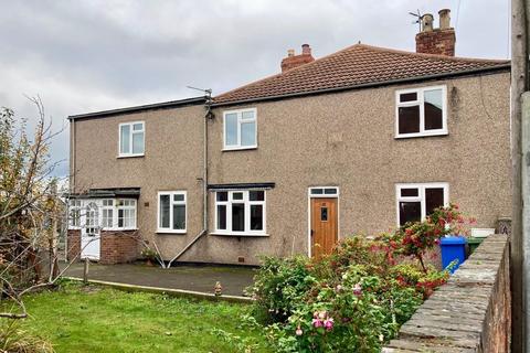3 bedroom end of terrace house for sale, High Street, Swinefleet, Goole