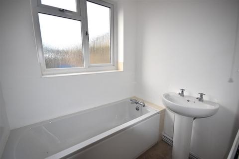 3 bedroom end of terrace house for sale, High Street, Swinefleet, Goole