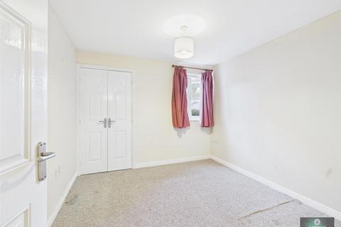undefined, Trist Way, Crawley RH11