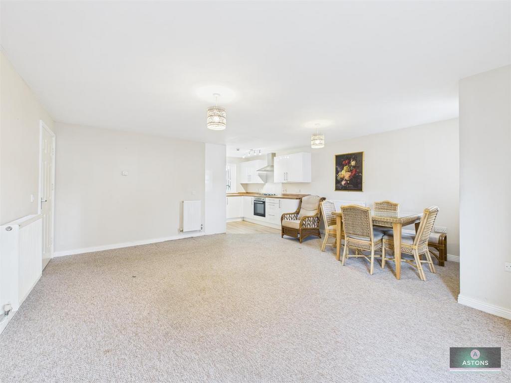 CAM04622 G0-PR0127-STILL007.jpg