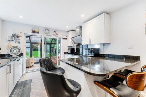 undefined, Broadoaks Road, Sale
