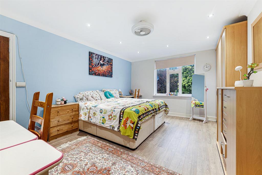 Bed 1 Aspect 2
