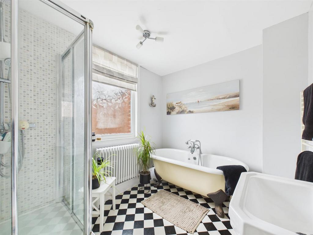 Bath.jpg