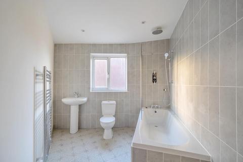 undefined, Millgate, Selby