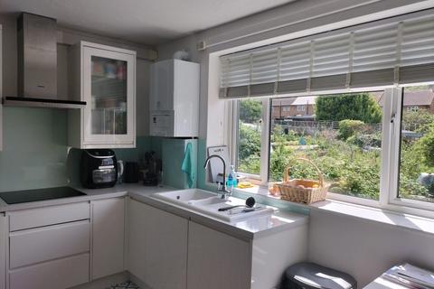 2 bedroom flat for sale, Bevan Road, London SE2