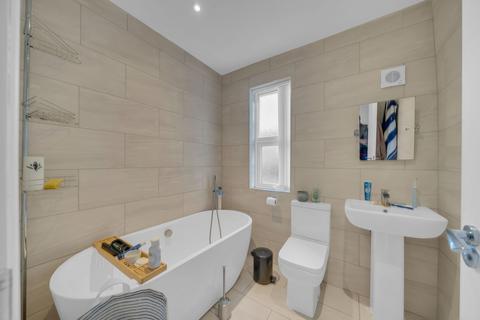 2 bedroom flat for sale, Brompton Avenue, Sefton Park, L17