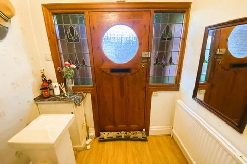 3 bedroom semi-detached house for sale, 25 Owler Lane, Chadderton OL9 9PA