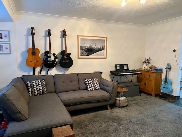 Sitting room.jpg