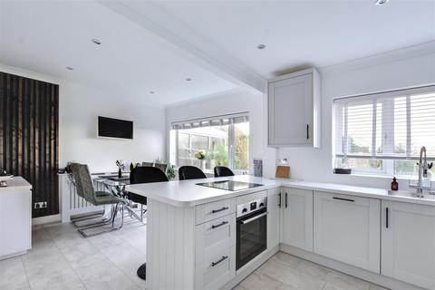 3 bedroom semi-detached house for sale, Haynes Avenue, Trowell, Nottingham