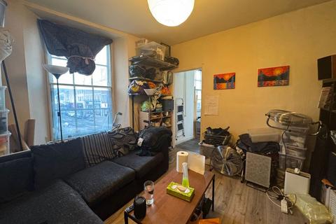 2 bedroom flat to rent, 53A Deptford Broadway, London SE8