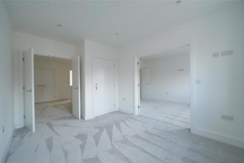 4 bedroom detached house to rent, White Horse Drive, West Row, Bury St. Edmunds, Suffolk, IP28