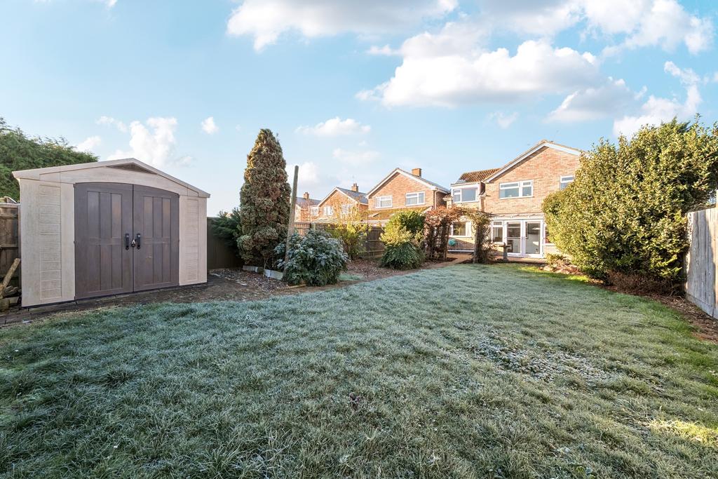 1382409-4-6926eaf6f00f7