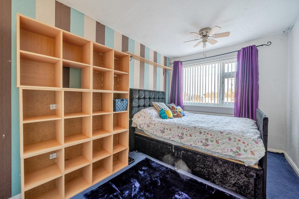 1382409-13-6926fb86309d1