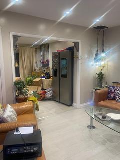 1 bedroom maisonette to rent, Halsbury Road West, Northolt UB5
