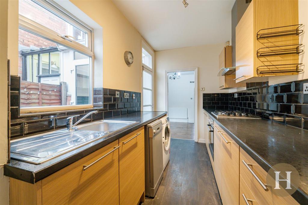 Hadleigh Estate Agents-26.jpg