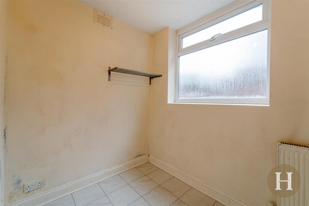 Hadleigh Estate Agents-28.jpg