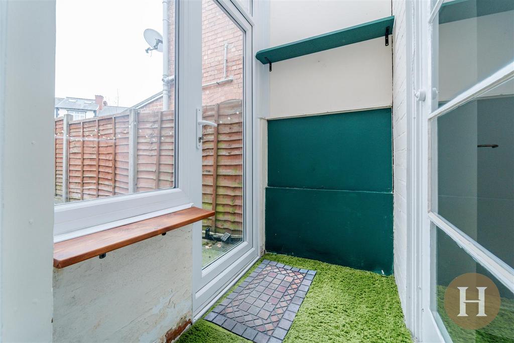Hadleigh Estate Agents-23.jpg
