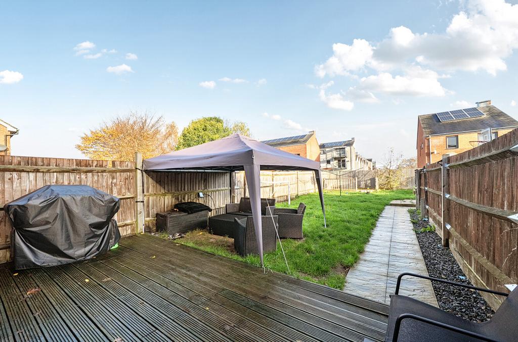 1382160-5-6915b16...