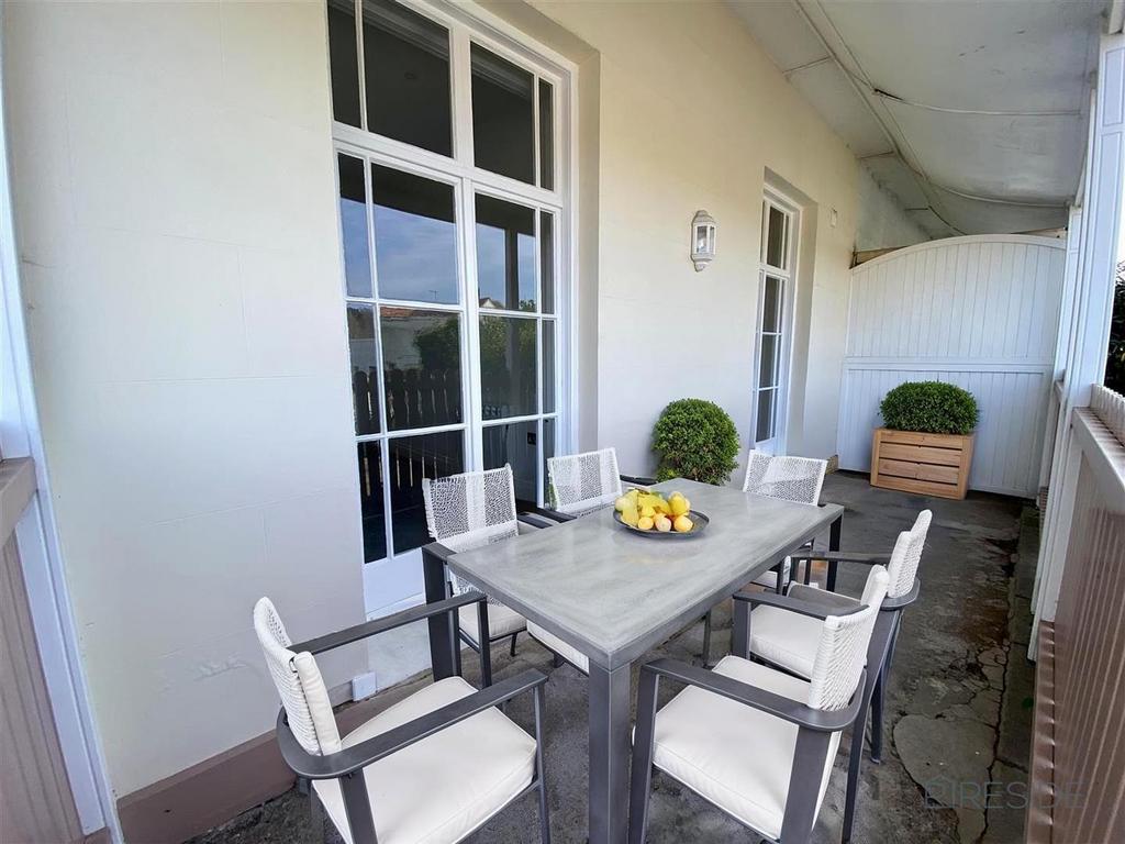 0 UEa1 NRwekas KJGrvrk WMQ - Outdoor - Modern - 8.jpg