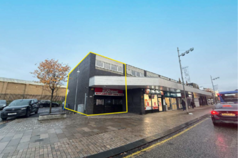 Retail property (high street) to rent - Hairst Street, Renfrew PA4