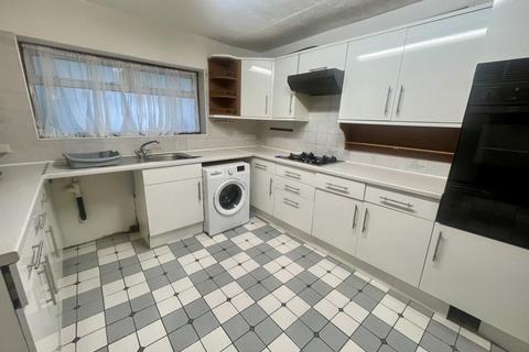 undefined, Wych Hill,  Woking,  GU22