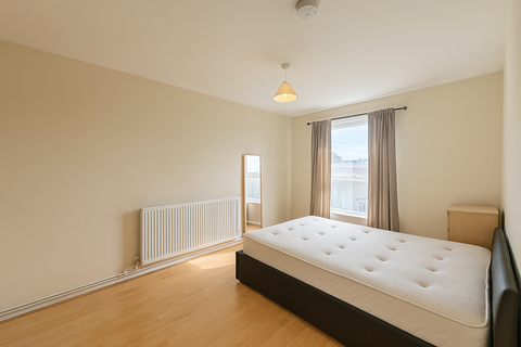 undefined, Poynders Gardens, London SW4