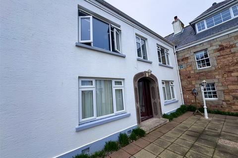 2 bedroom house to rent, St Peter - REN008