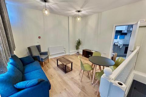 1 bedroom flat to rent, 225 - 227 Royal College Street, London NW1