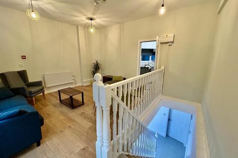 1 bedroom flat to rent, 225 - 227 Royal College Street, London NW1