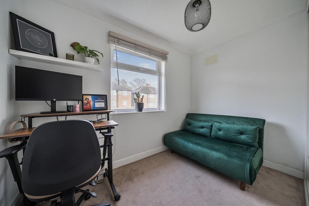 1386189-5-6932de2...