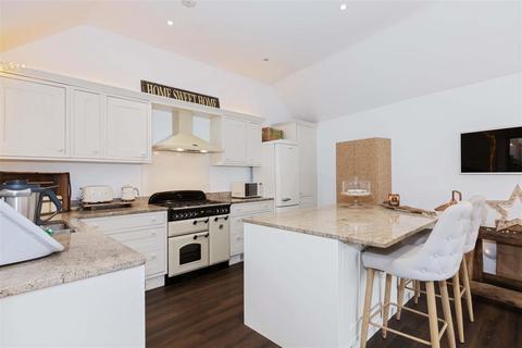undefined, Heene Road, Worthing