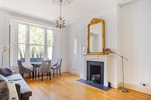 Montagu Mansions, London W1U