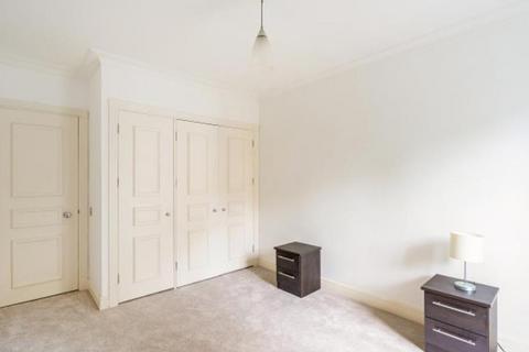2 bedroom apartment to rent, Montagu Mansions, London W1U