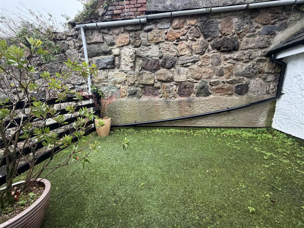 Balcony/Roof Top Garden