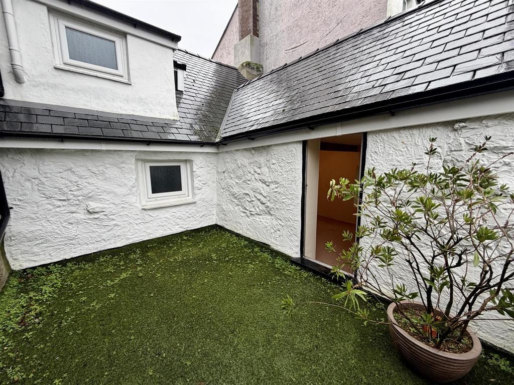 Balcony/Roof Top Garden