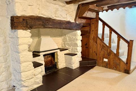 4 bedroom character property for sale, The Gatehouse, 48 Castle Street, Beaumaris