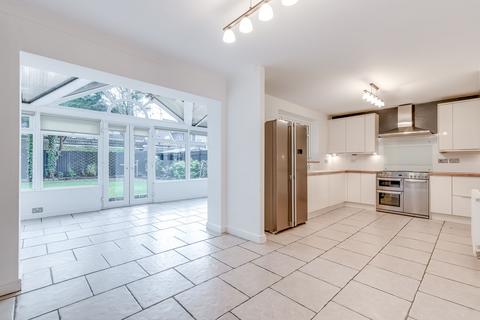 4 bedroom detached house to rent, Ferndale Drive, Wigan WN6