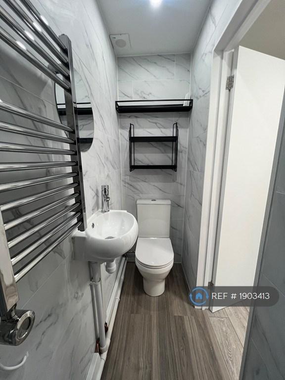 En-Suite Bed 1