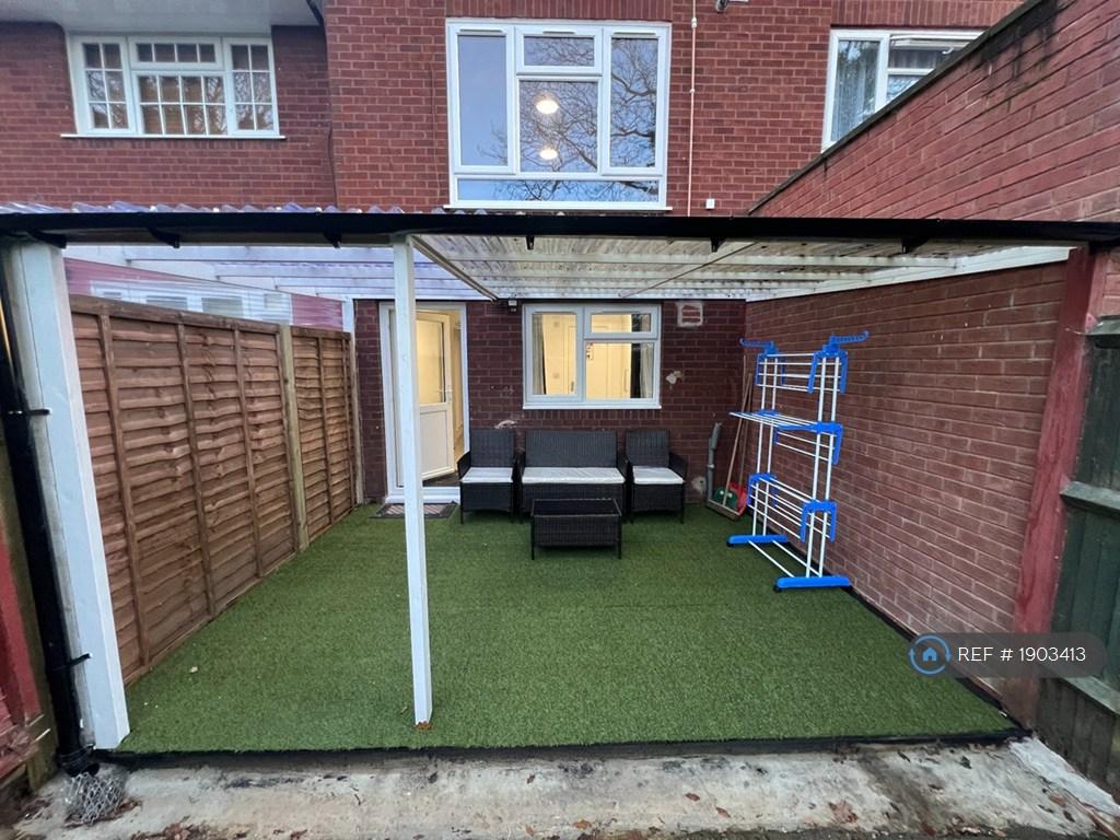 Covered Garden Area 12sqm