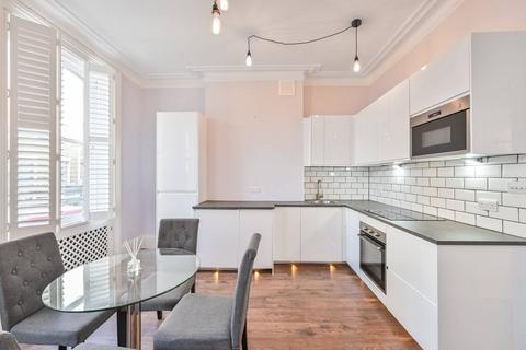 Battersea Park Road, Battersea, London, SW11