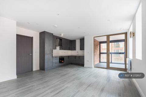 undefined, Staines Road, Hounslow, TW4
