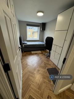 2 bedroom flat to rent, Cline Road, London, N11