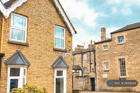 undefined, Queens Walk, Stamford, PE9