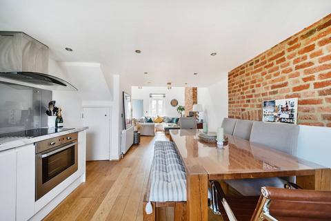 undefined, Fyfield Road, Brixton, London, SW9