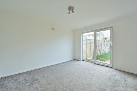 3 bedroom terraced house to rent, Yeomans Ride, HP2, Hemel Hempstead, HP2