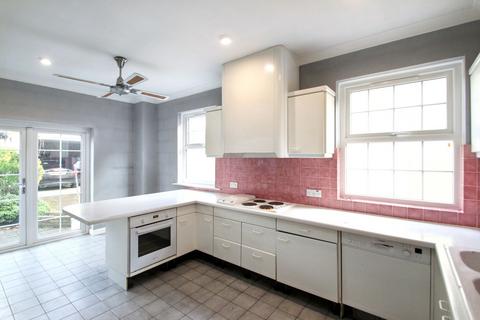 undefined, Sunset Avenue, Woodford Green, IG8