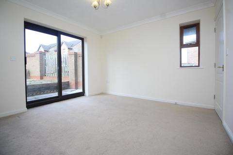 4 bedroom detached house to rent, Benacre Croft, Tattenhoe
