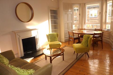 2 bedroom flat to rent, Comiston Gardens, Edinburgh EH10